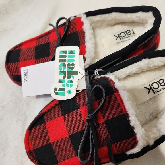 Nordstrom Rack Slippers For Women Size Small Red Plaid Moccasin - Picture 9 of 12